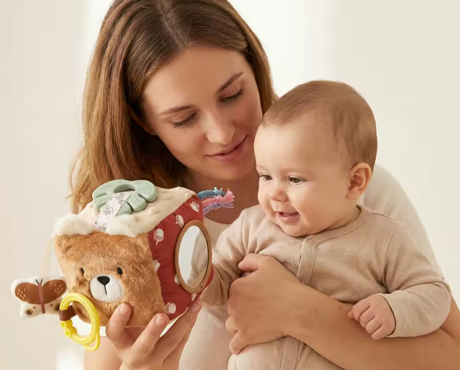 Cube Montessori pour bébé
