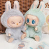Peluche type Labubu boîte mystère assis