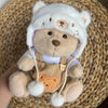 Nino - L'ours en peluche articulé fait main avec pull tricoté et salopette marron