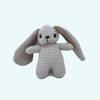 Peluche lapin au crochet à grandes oreilles