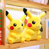 Peluche géante Pikachu souriant