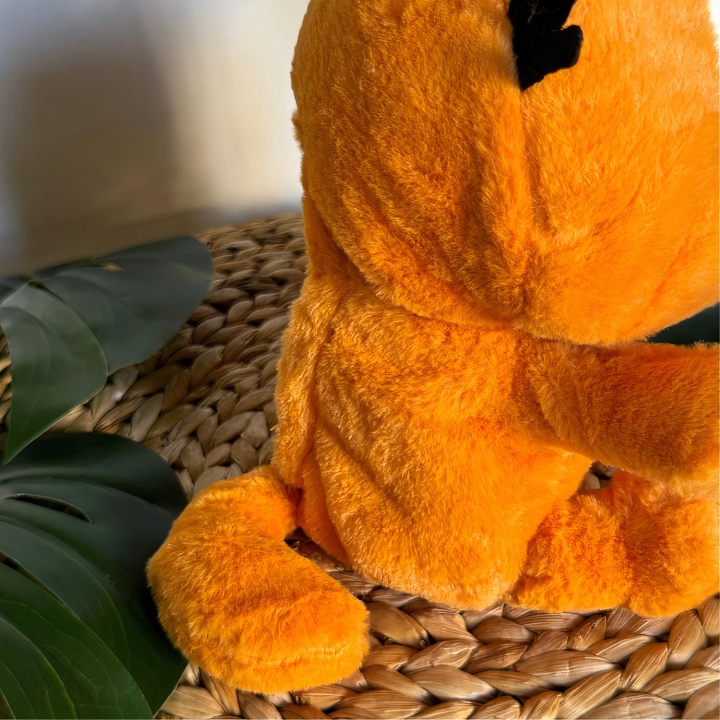 Peluche musicale Garfield avec des gros yeux qui respire