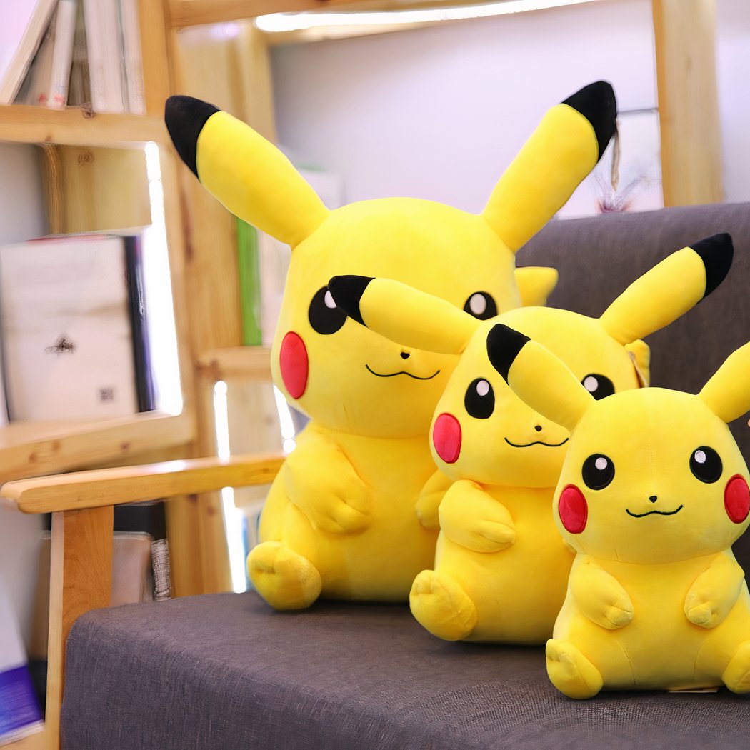 Peluche géante Pikachu souriant