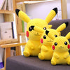Peluche géante Pikachu souriant
