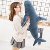 Peluche requin géant