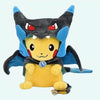 Peluche Pikachu déguisé en Méga Dracaufeu X