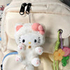 Peluche Hello Kitty avec un déguisement tout mignon