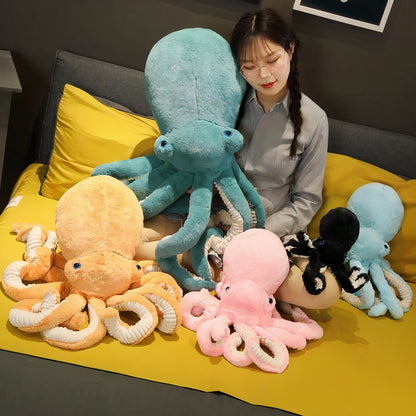 Peluche pieuvre noire trop mignonne