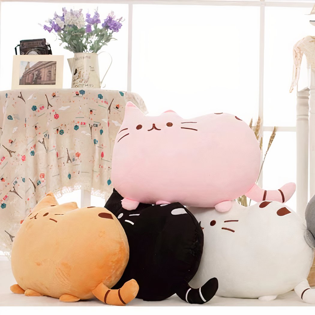 Peluche chat toute mignonne rose