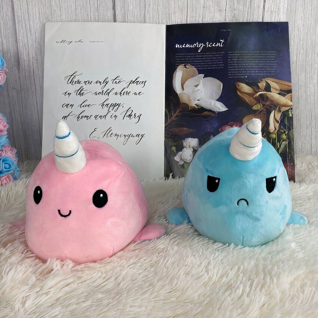 Peluche baleine licorne blanche