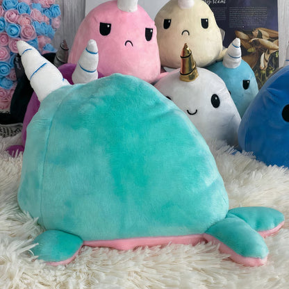 Peluche baleine licorne blanche