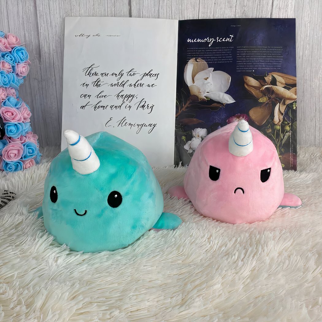 Peluche baleine licorne blanche