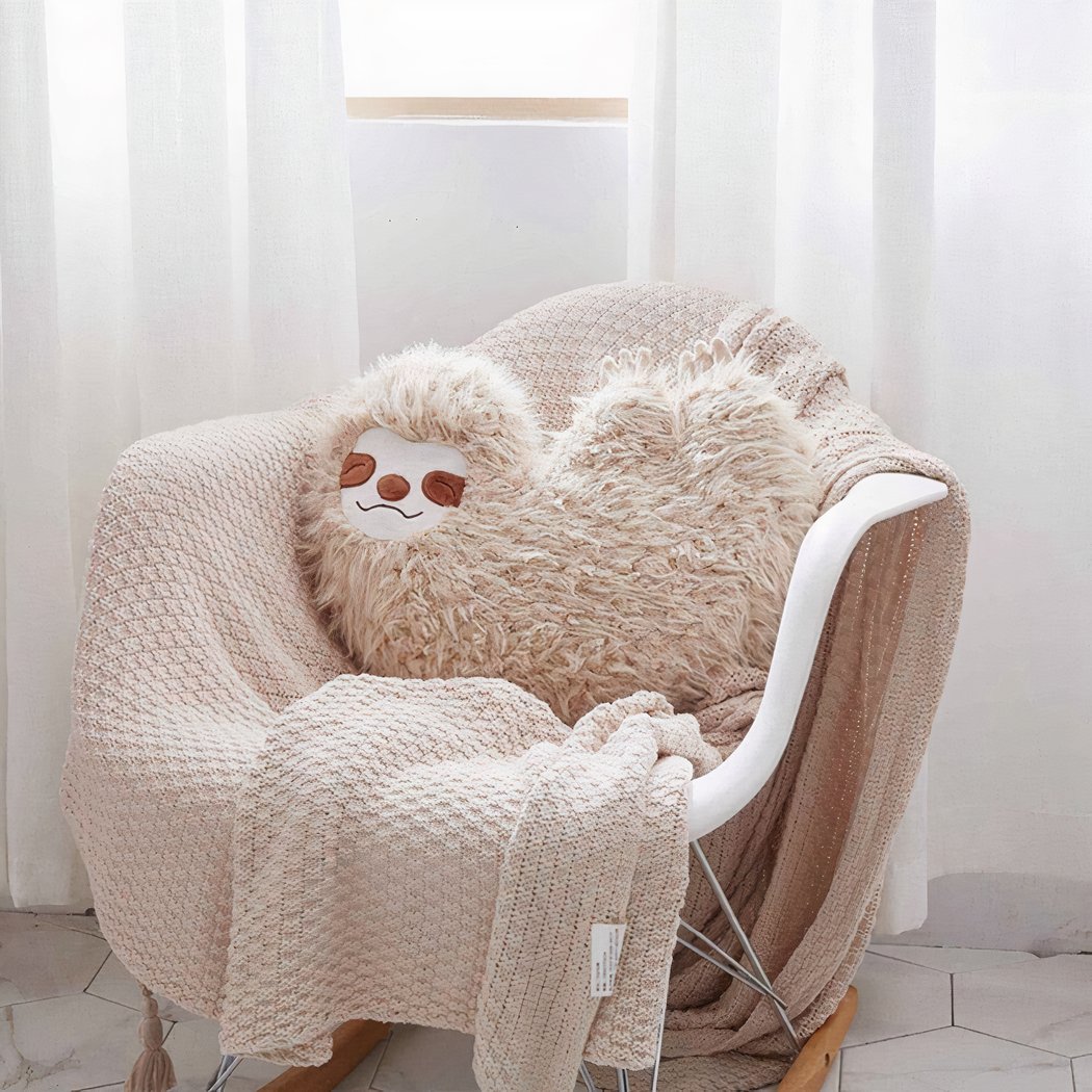 Coussin en peluche paresseux en forme de cœur pour enfants