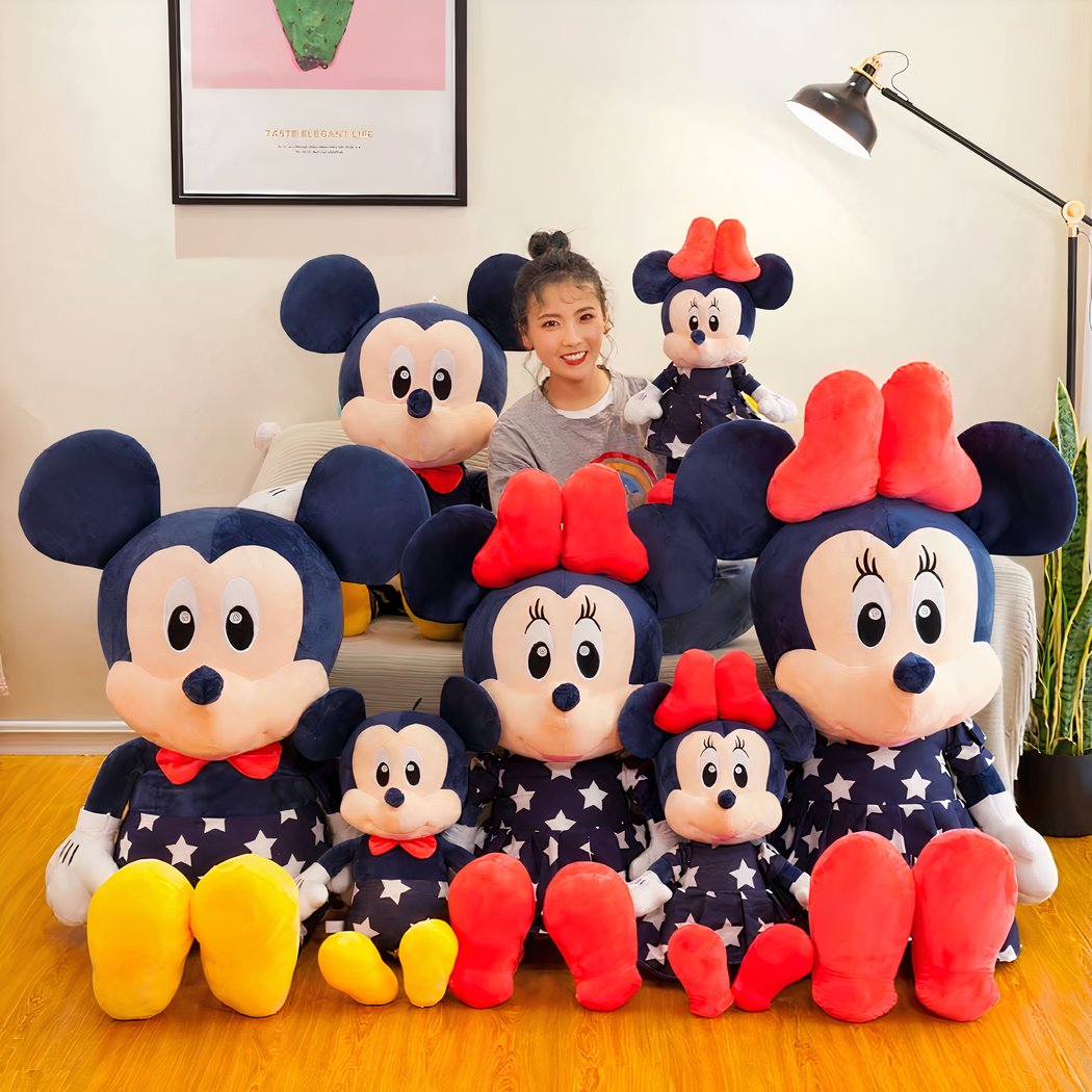 Peluche Minnie robe étoile