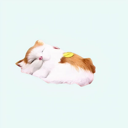 Peluche poupée chat roux et blanc qui dort