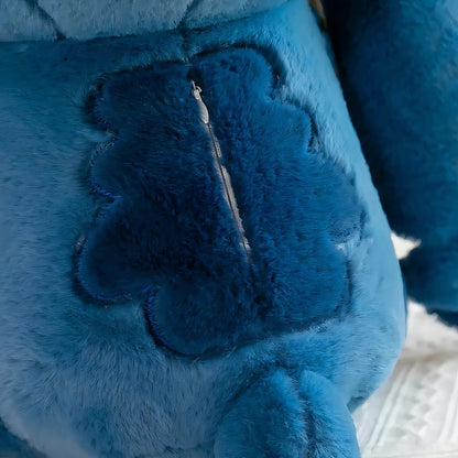 Peluche Stitch avec un cœur