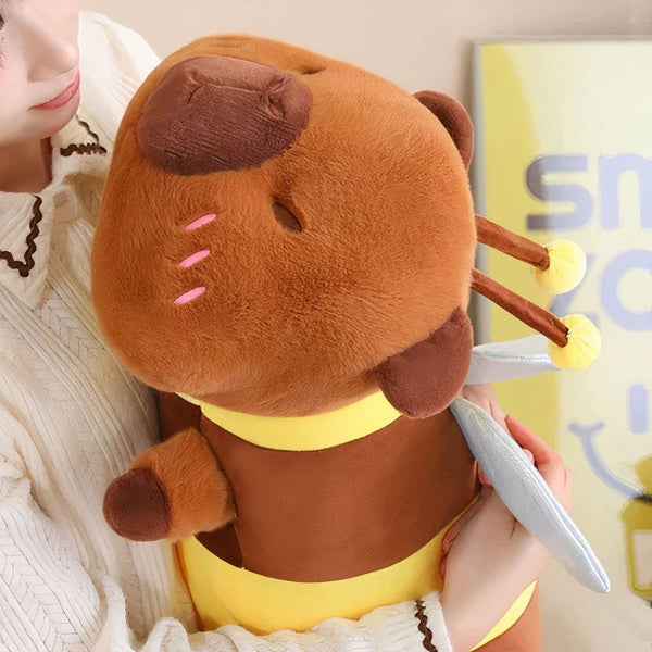 Peluche capybara déguisé en abeille