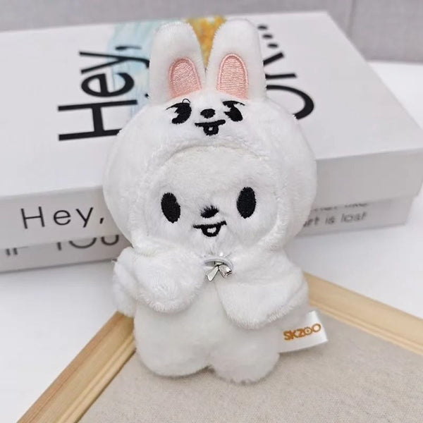 Peluche Stray Kids du lapin blanc de Lee Know style kawaii