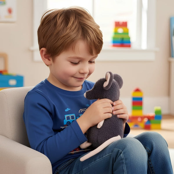 Peluche souris grise toute douce