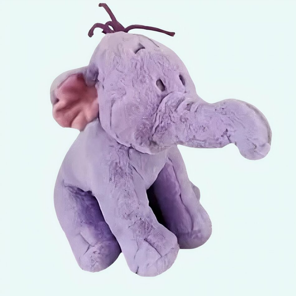 Peluche éléphant violet Disney