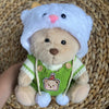 Nino - L'ours en peluche articulé fait main avec combinaison tricoté verte