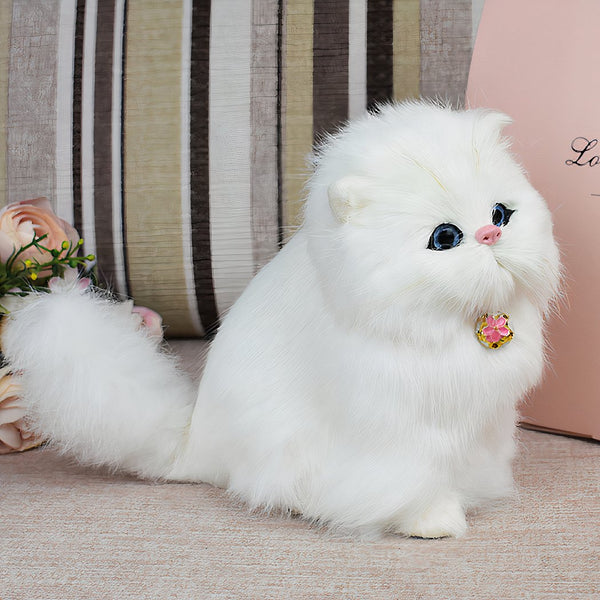 Peluche chat en poupée blanc