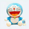 Peluche Doraemon qui rigole