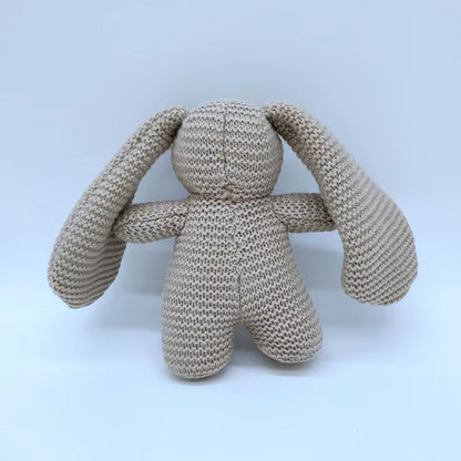 Peluche lapin au crochet à grandes oreilles