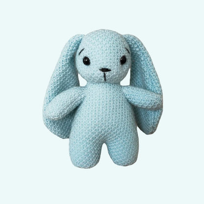 Peluche lapin au crochet à grandes oreilles