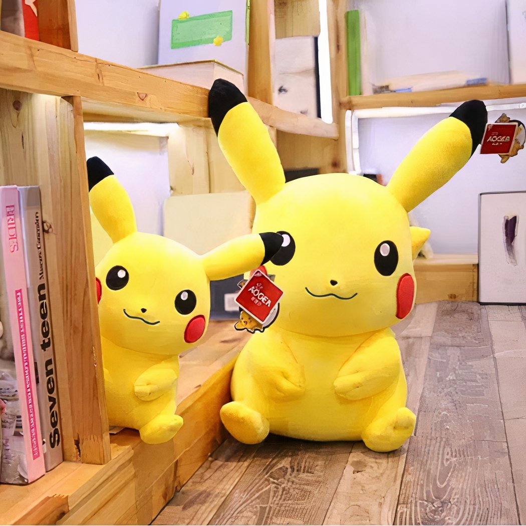 Peluche géante Pikachu souriant