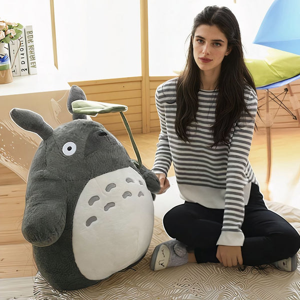 Peluche Totoro toute douce feuille de lotus