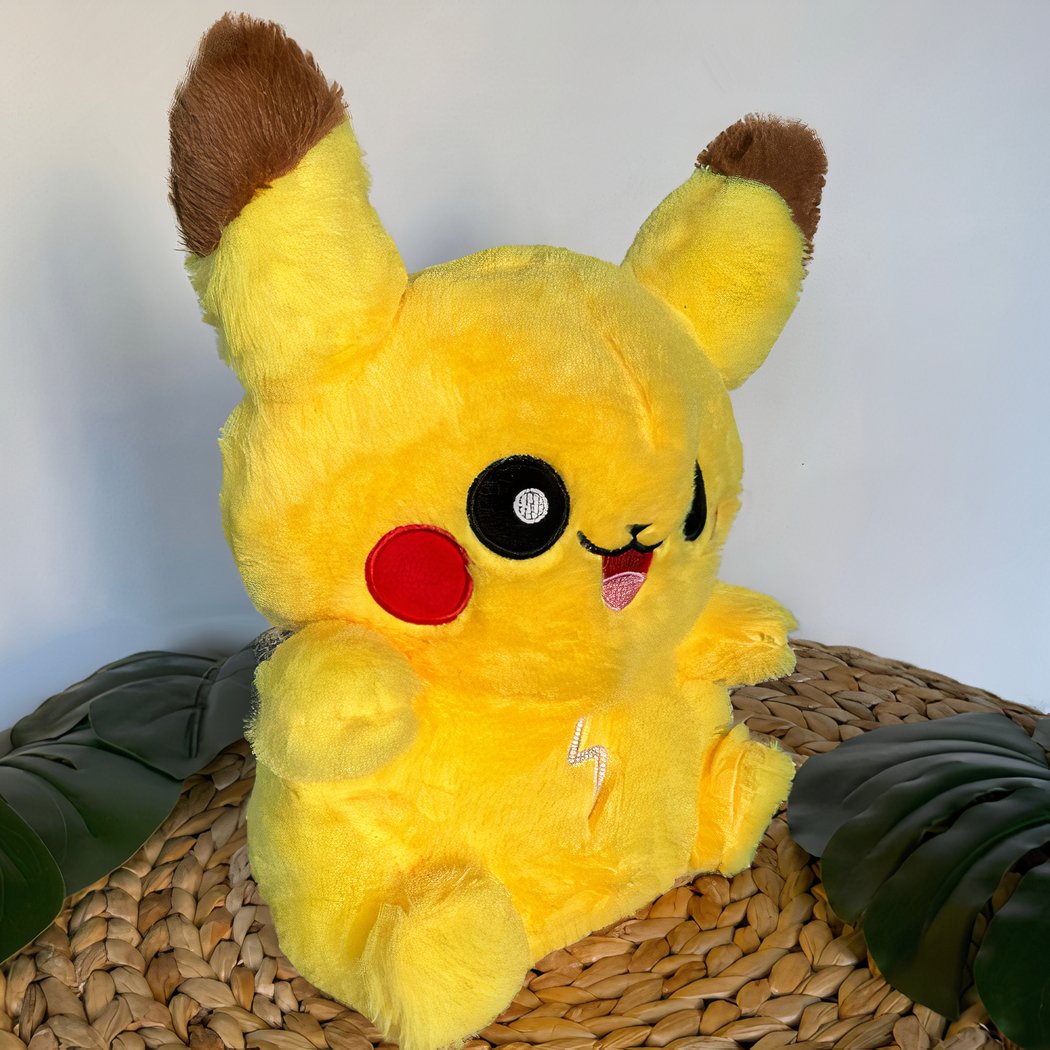 Peluche veilleuse Pikachu qui respire avec berceuses