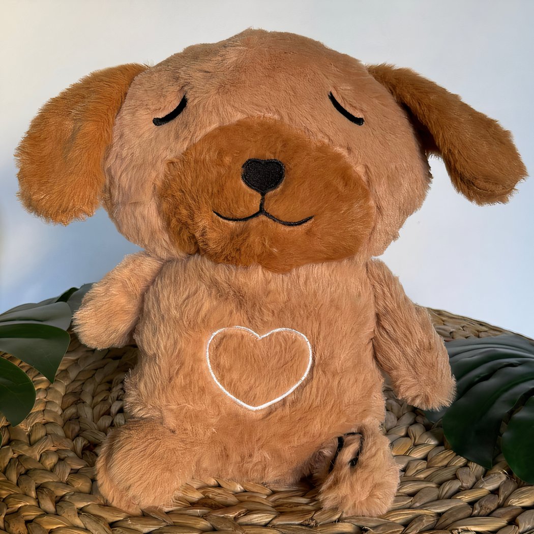 Peluche veilleuse de chien adorable qui respire
