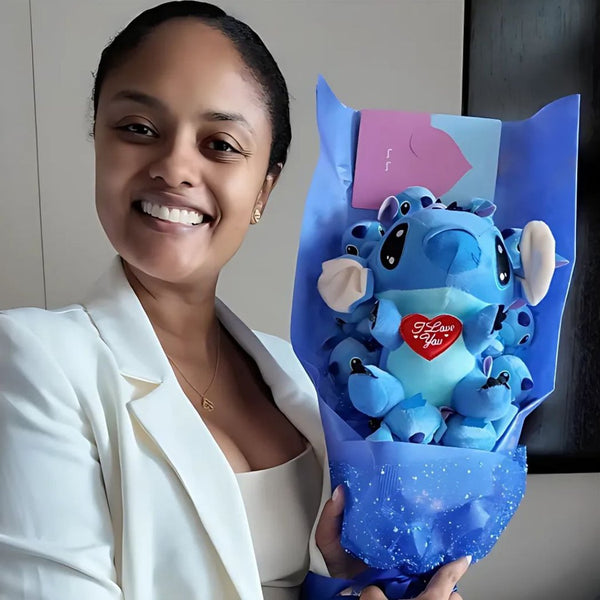 Bouquet de peluches Stitch avec motif I love you