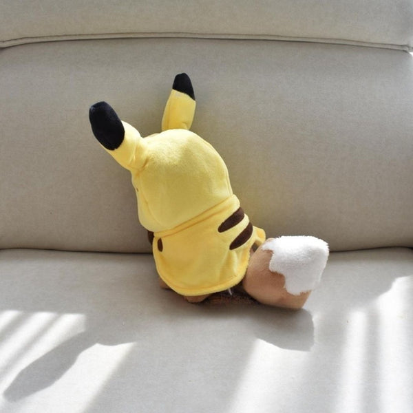 Peluche Evoli déguisée en Pikachu