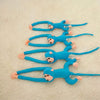 Peluche singe kawaii longue queue bleue