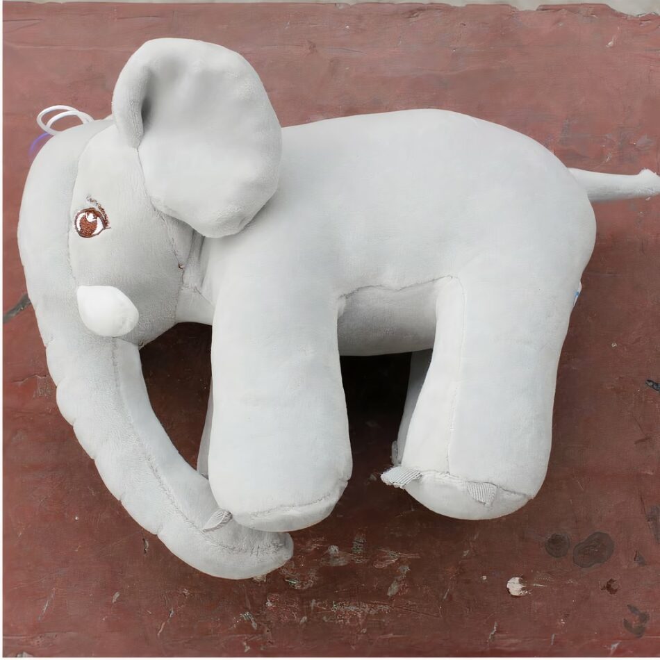 Peluche éléphant douce pour enfant