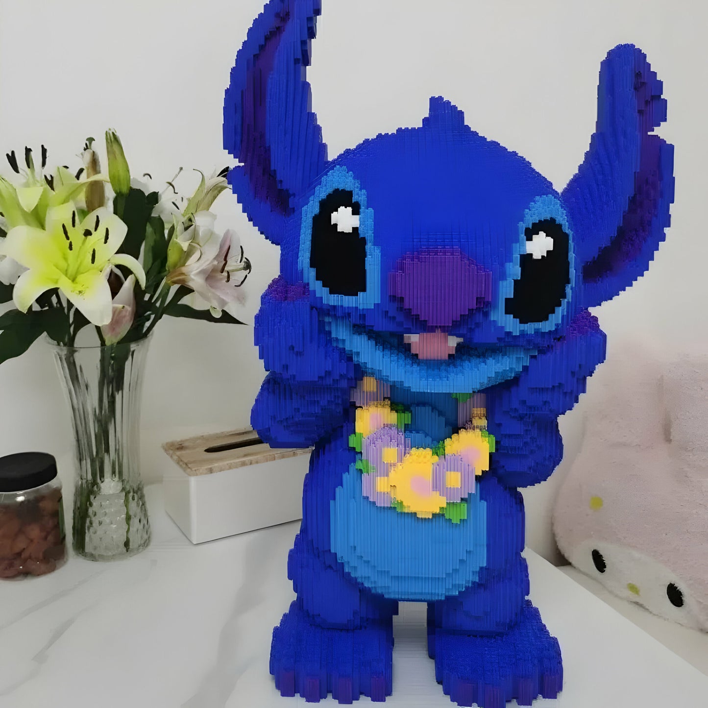 Bloc de Construction Stitch avec Collier en Fleur