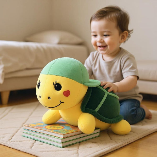 Peluche tortue verte à casquette